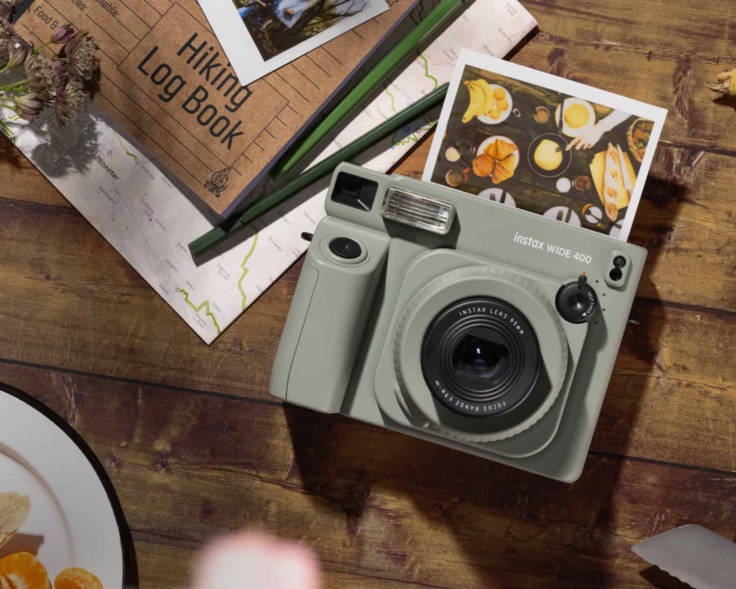 instax-WIDE-400_Features-Hero_Mobile_375x300
